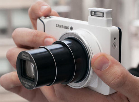 Máy ảnh Galaxy Camera của Samsung giảm xuống còn 8,8 triệu đồng