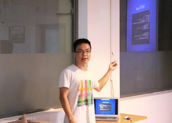 Nguyễn Tiến Sĩ at GO1 giới thiệu XHProf tháng 05 năm 2015